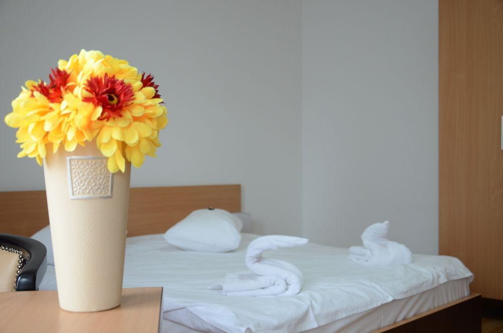 Aparthotel Zorilor Cluj-Napoca Eksteriør billede